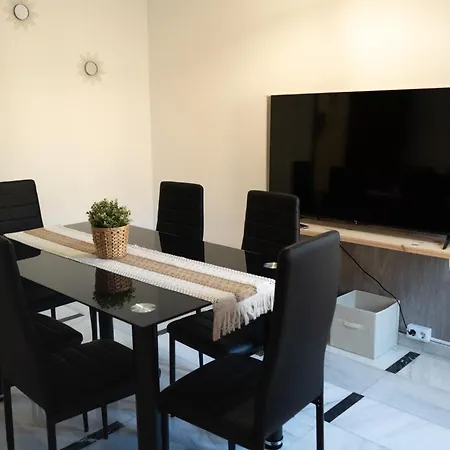Edificio Alcazar Apartment *
